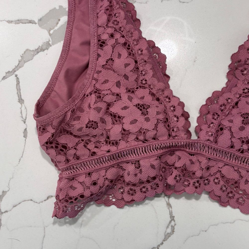 Victoria’s Secret Body by Victoria Women’s Pink Lace Bralette Bra Medium Lounge - Picture 10 of 16